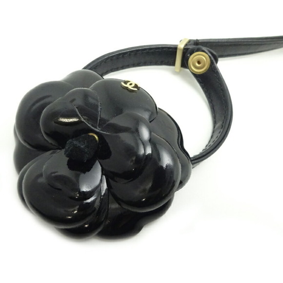 CHANEL Black Leather Pouch - Picture 7 of 8